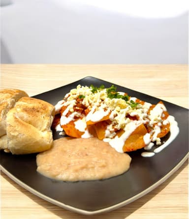 Chilaquiles Sencillos en Salsa Verde o Roja