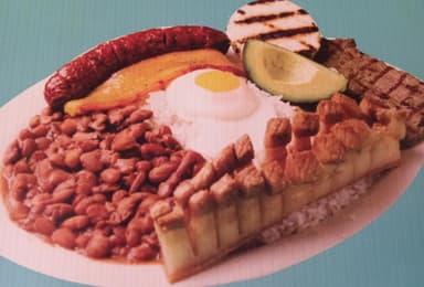 Bandeja tipica