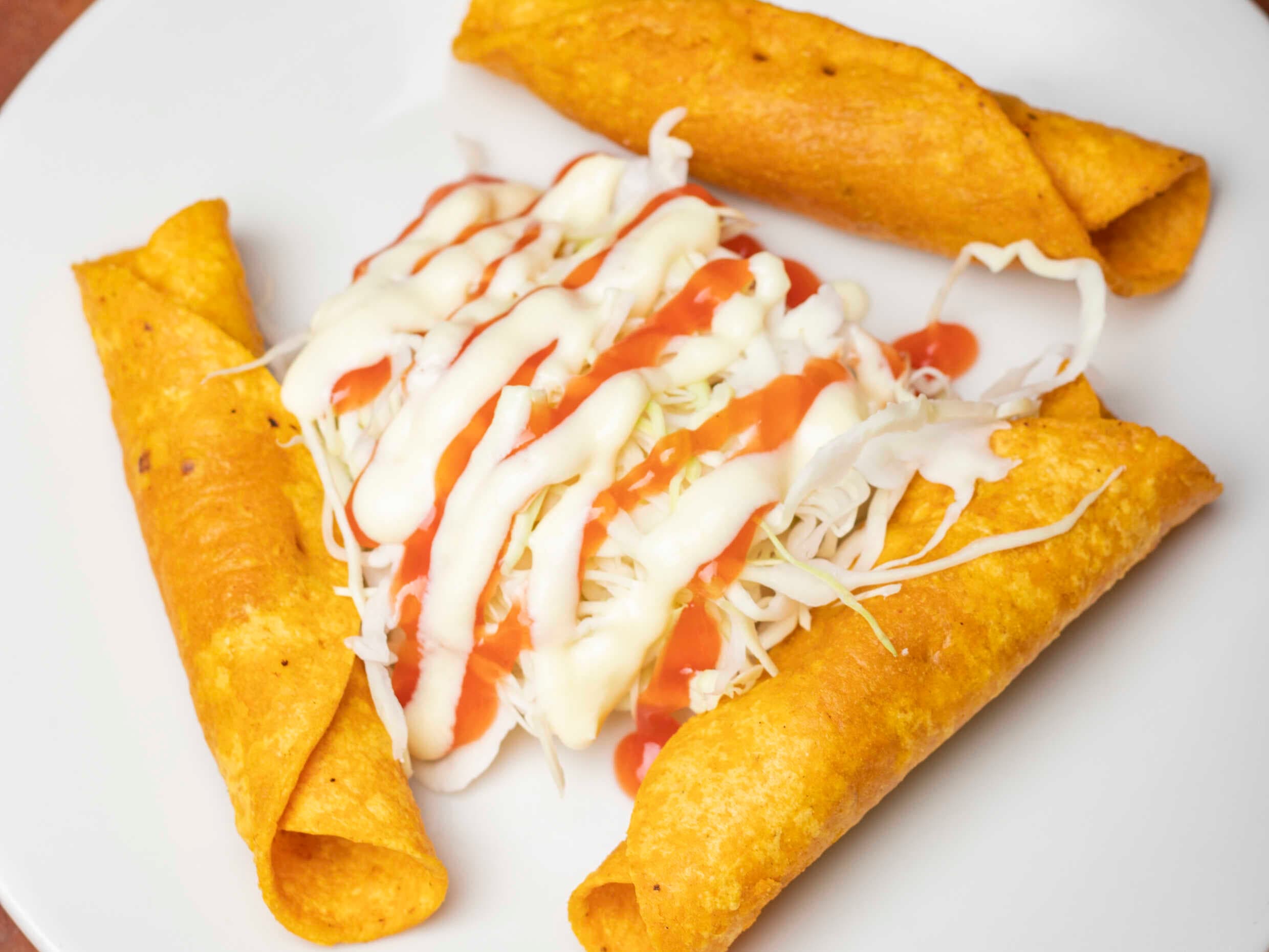 Taco  +Papas Fritas + Refresco