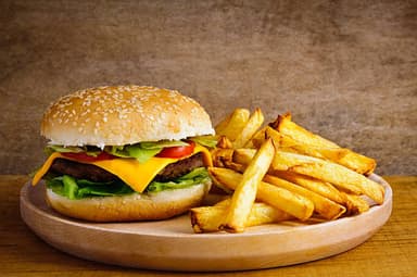 Hamburguesa con Arrachera con Papas