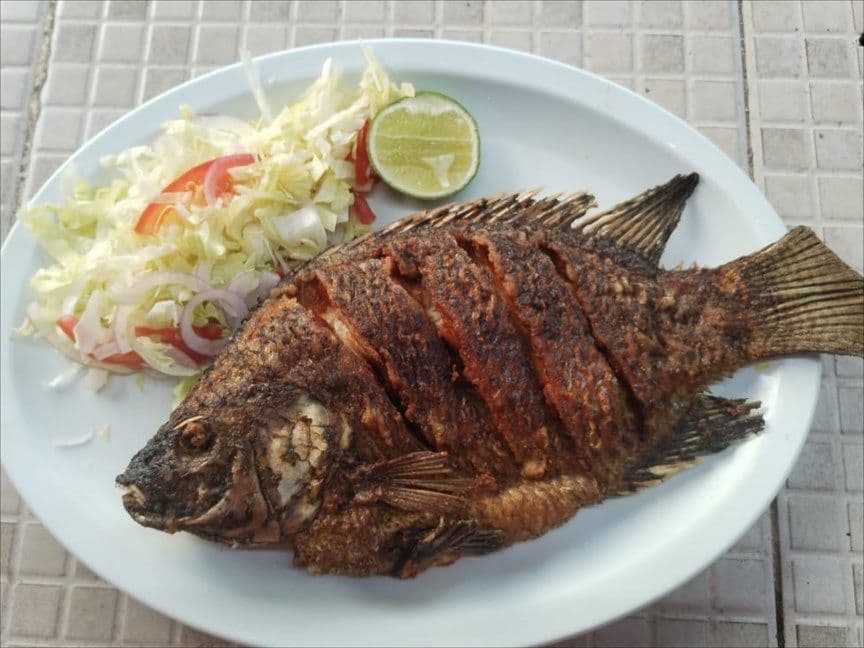 2Mojarras y Tortilla Rellena