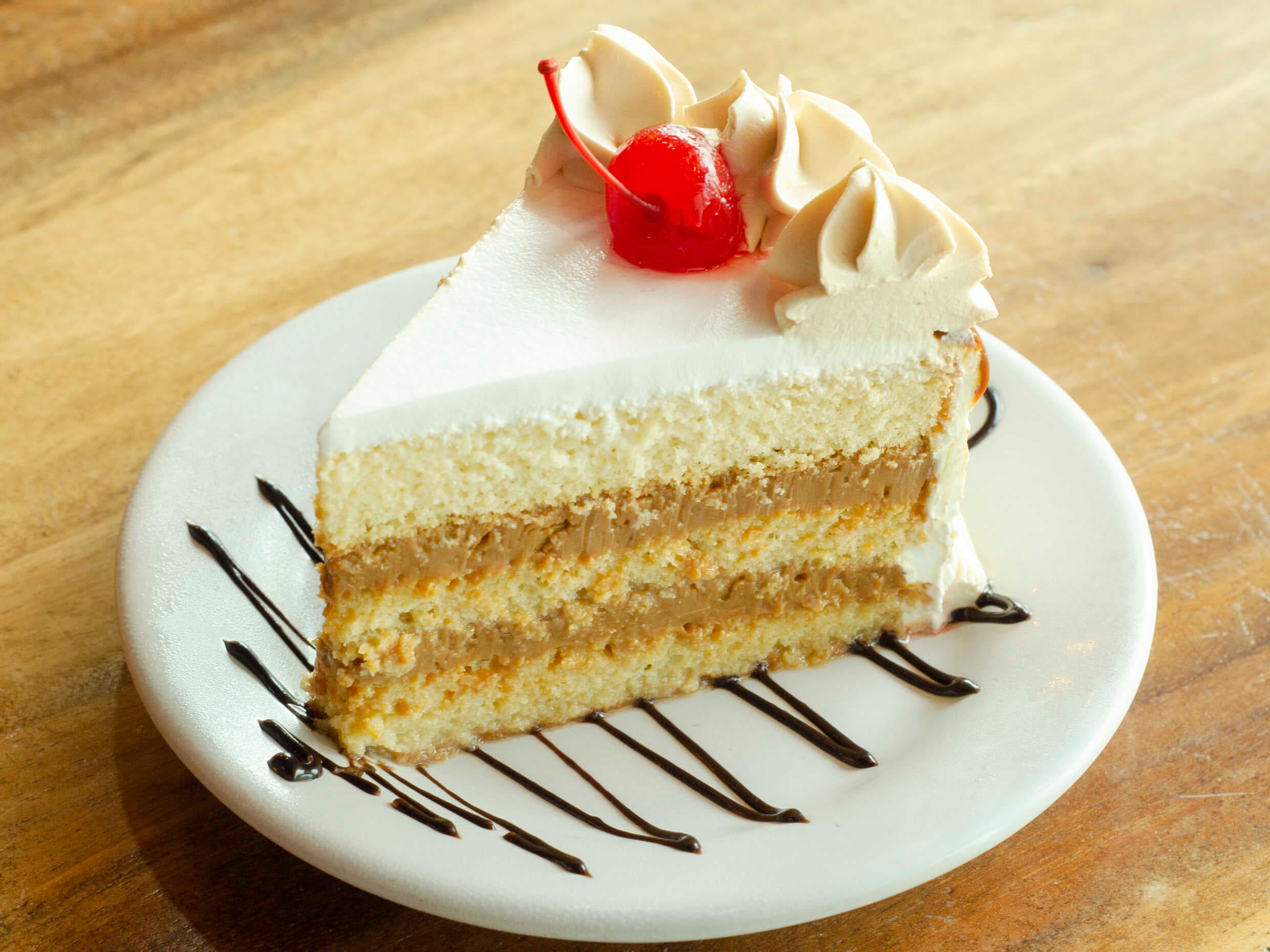 Pastel 3 Leches Cajeta*