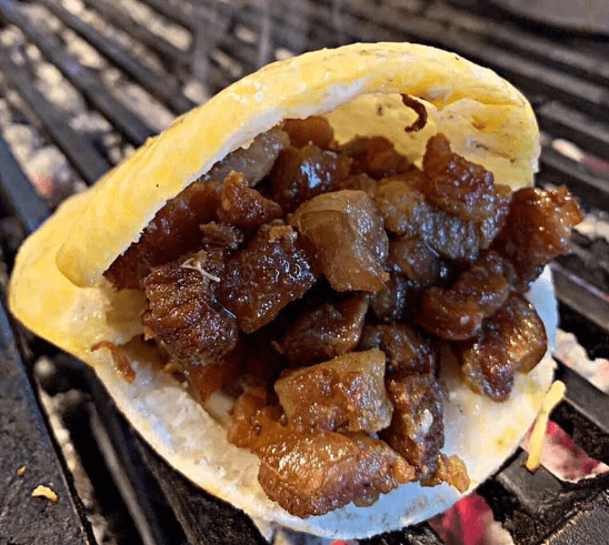 Arepa Chicharrona