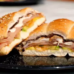 Torta de Jamón con Queso