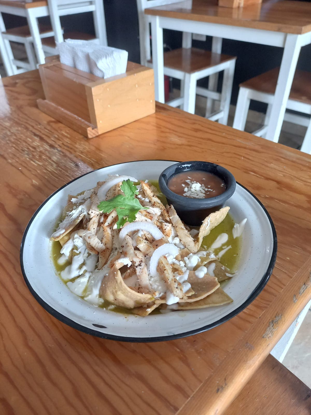 Chilaquiles con Pollo