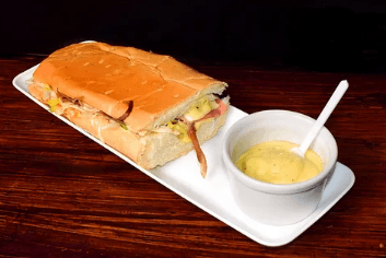 Sandwich Tradicional + Bebida