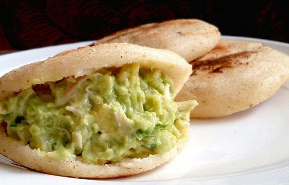 Arepa Reina Pepiada