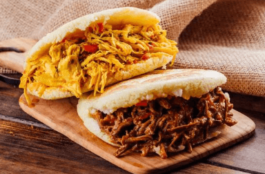 Arepa con Pollo