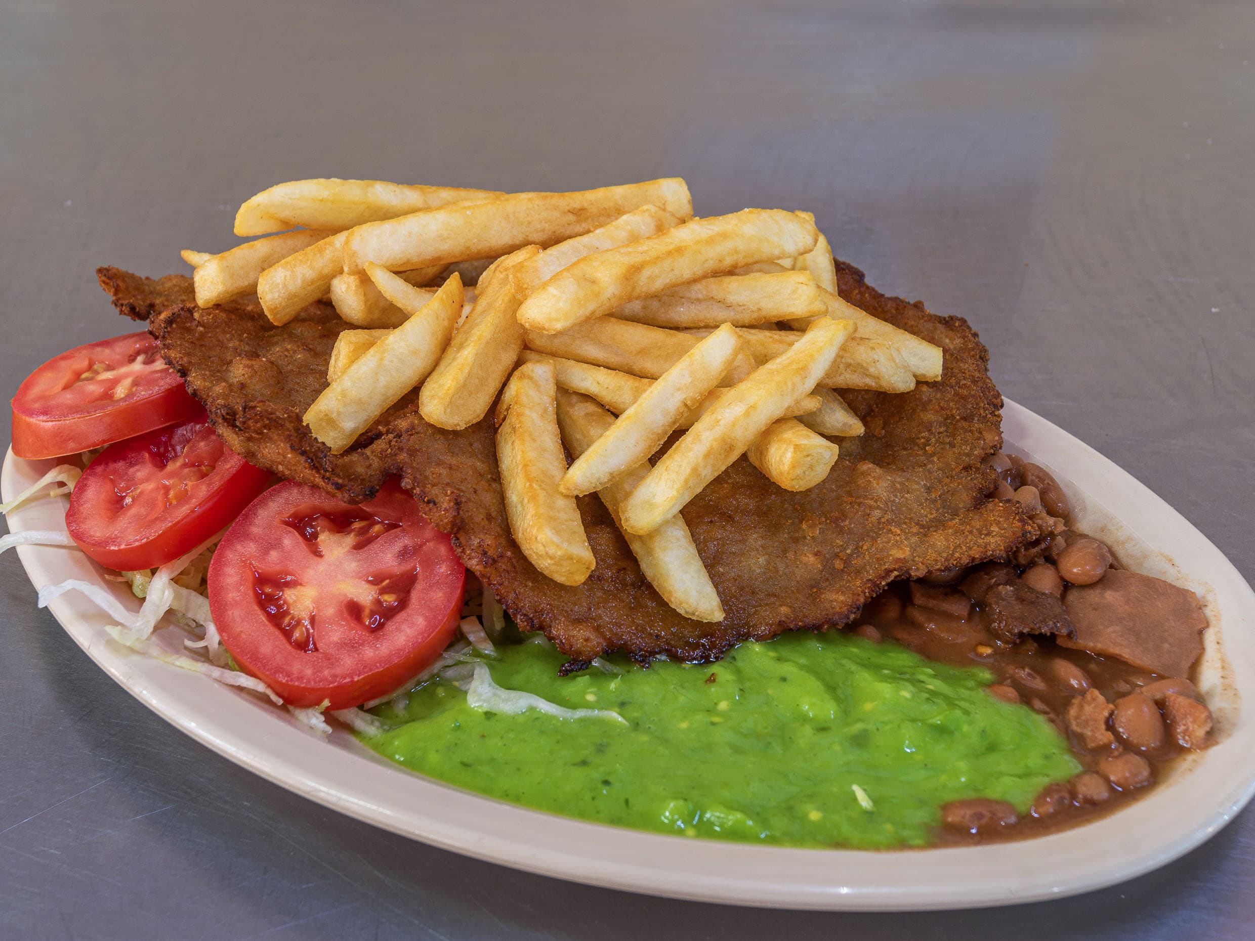 PLATILLO DE MILANESA CON PAPAS