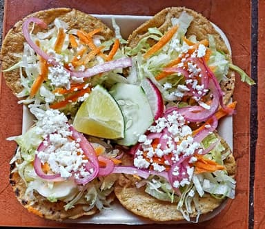Gordita estilo Tuxpan