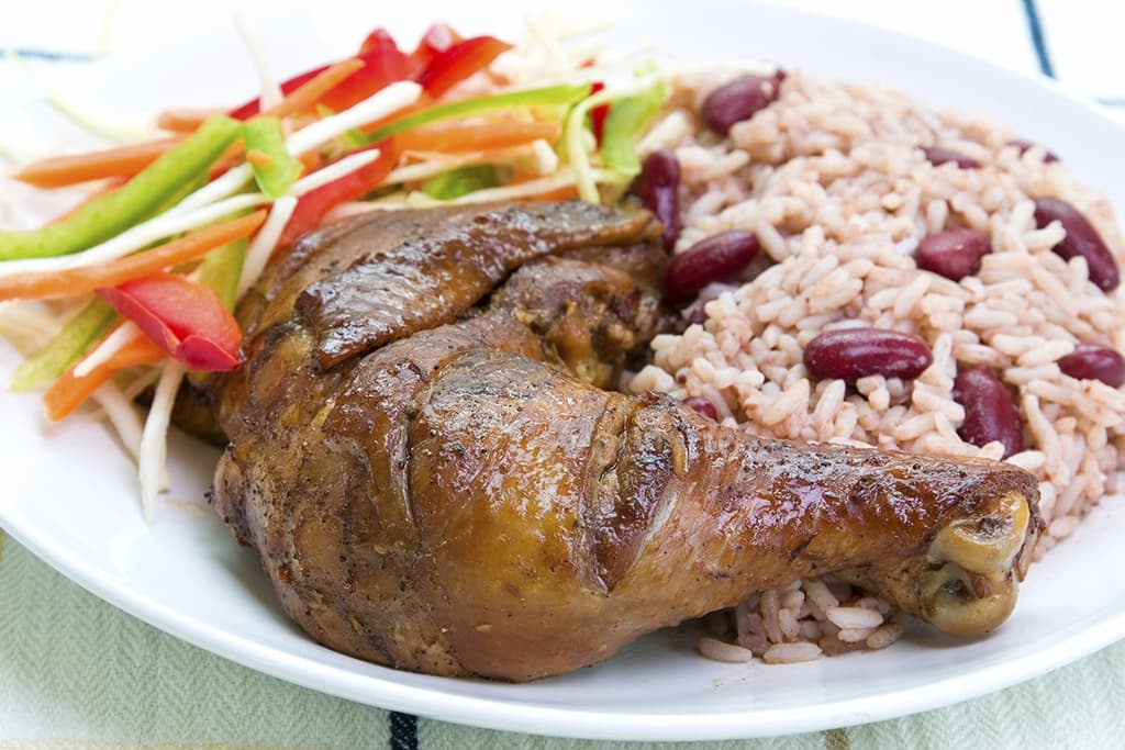 Rice and Beans + Refresco Del Día