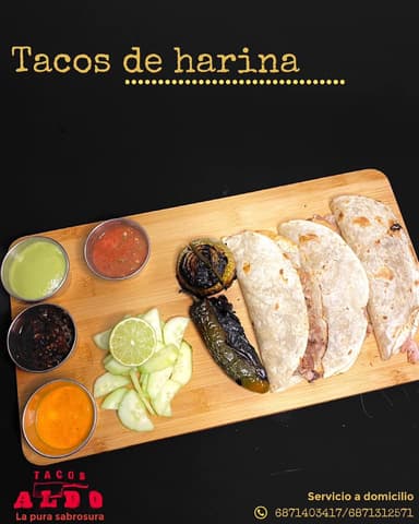 Tacos de Tortilla de Harina de Adobada