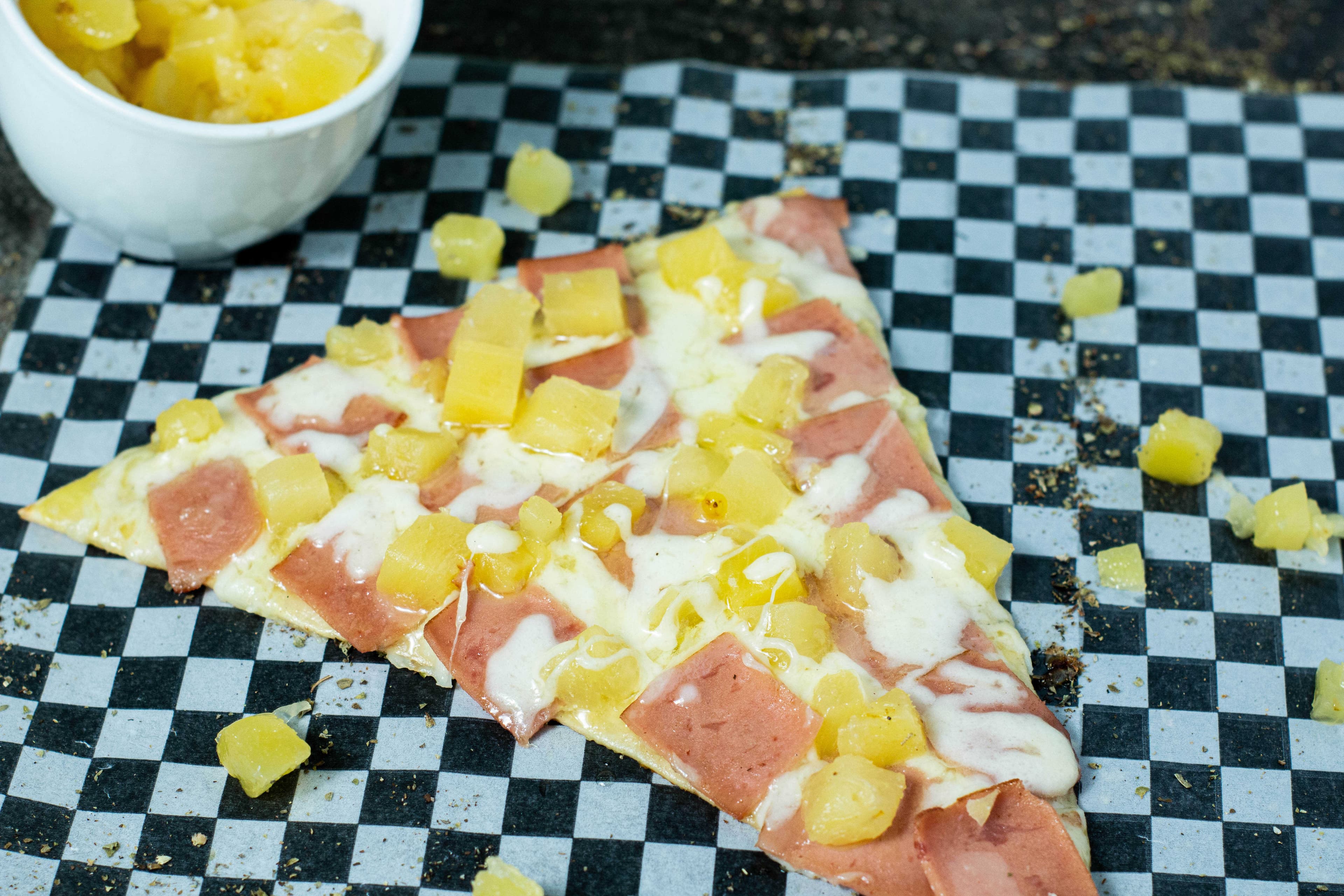 Exquisita Pizza Personal Hawaiana + Gaseosa Pet
