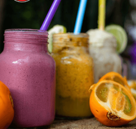 Jugos Naturales en Leche