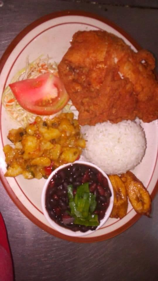 Casado Filet de Pollo