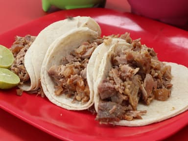 3 Tacos de Chamorro
