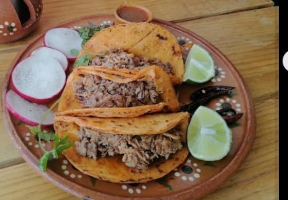 4 Tacos Dorados + Bebida