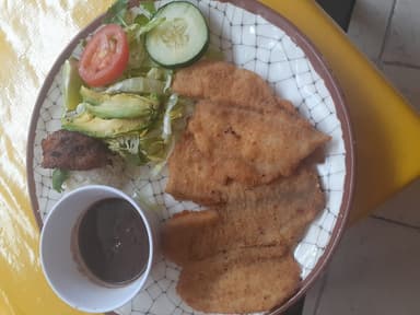 FILETE DE PESCADO EMPANIZADO