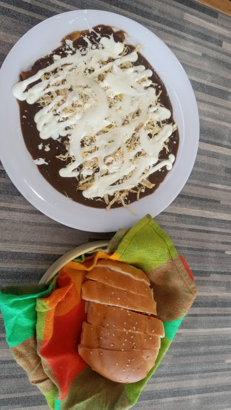 Enmoladas de Pollo