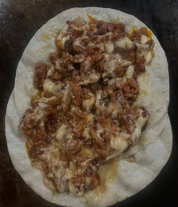 Costilla, Chorizo y Queso