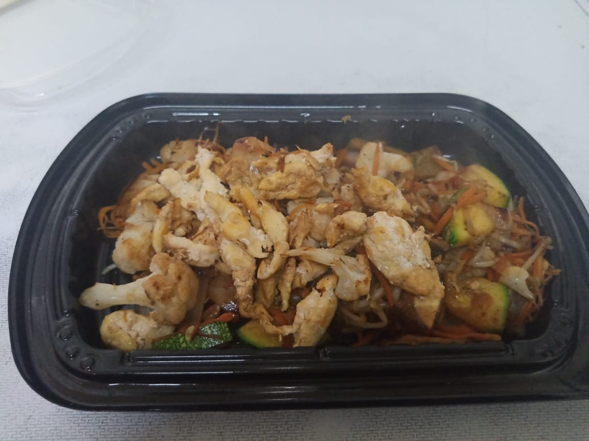 Tallarín Japonés de Salmón