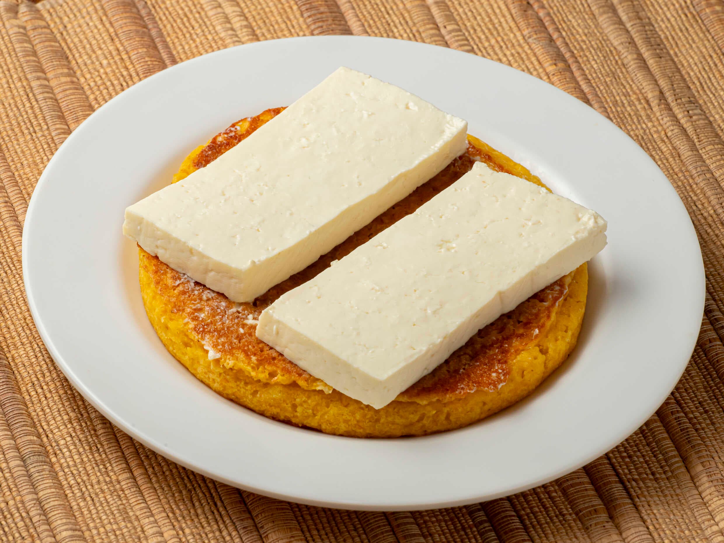 Arepa de choclo + Queso Cuajada
