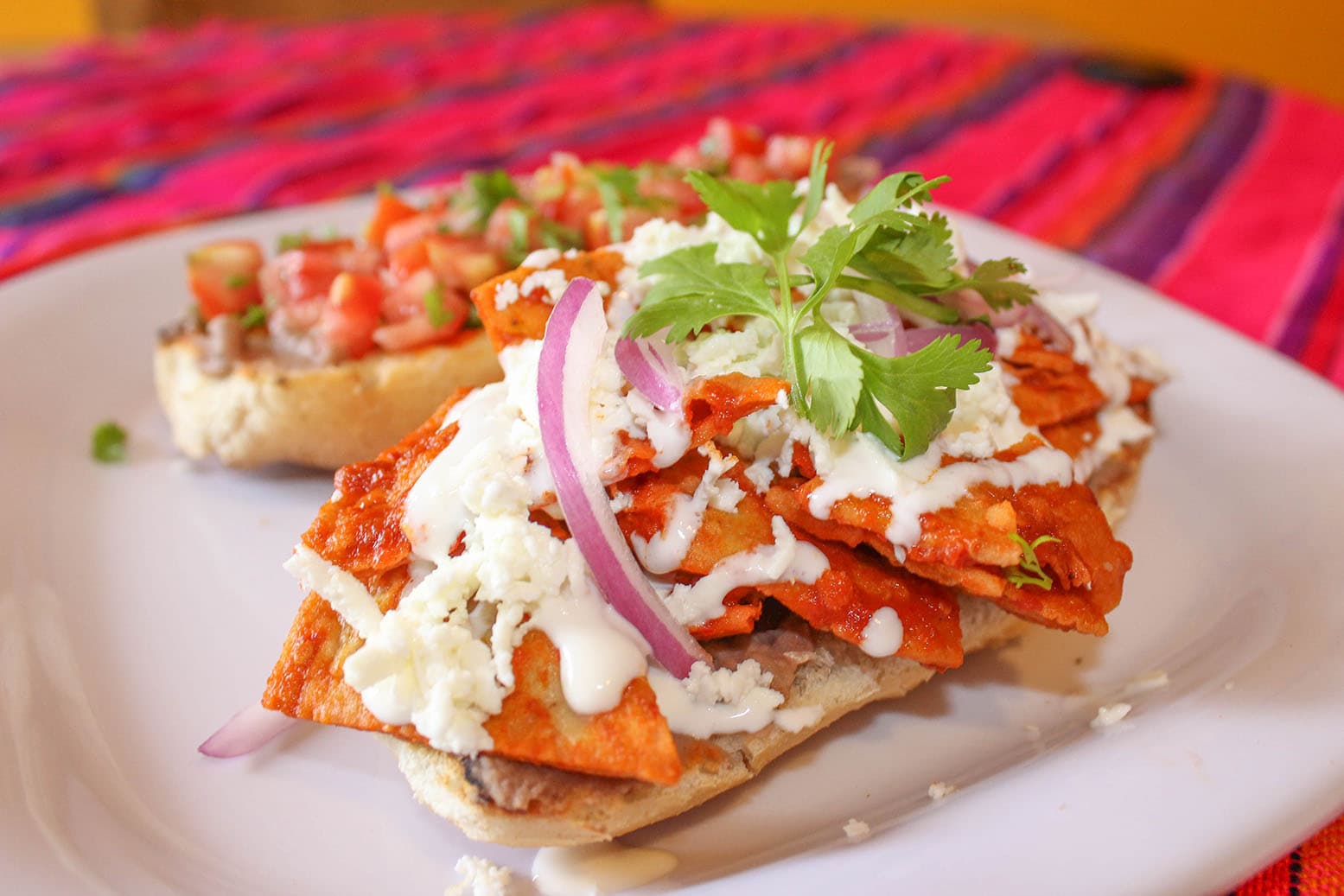 Molletes + Jugo