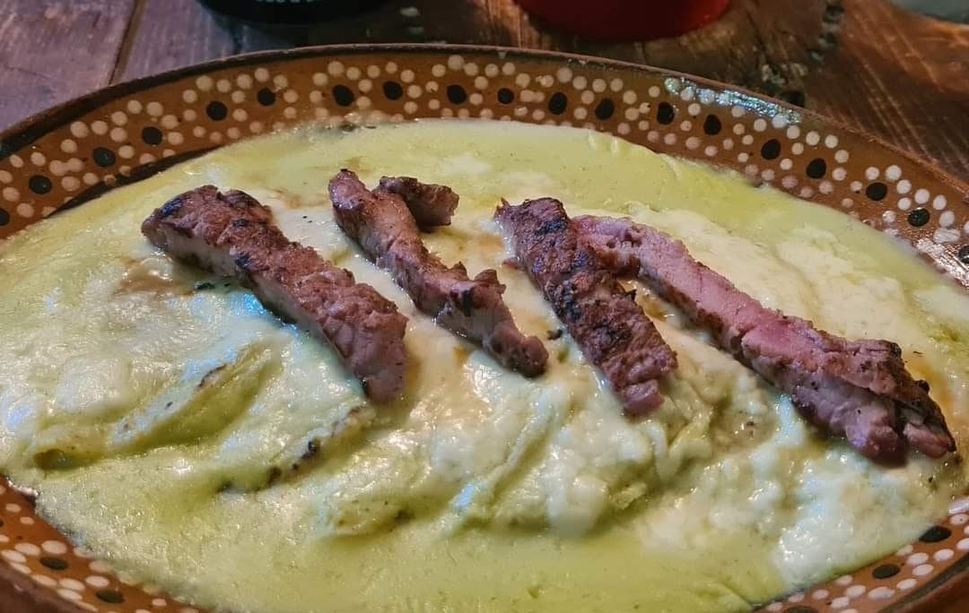 Enchiladas al Gratín con Arrachera
