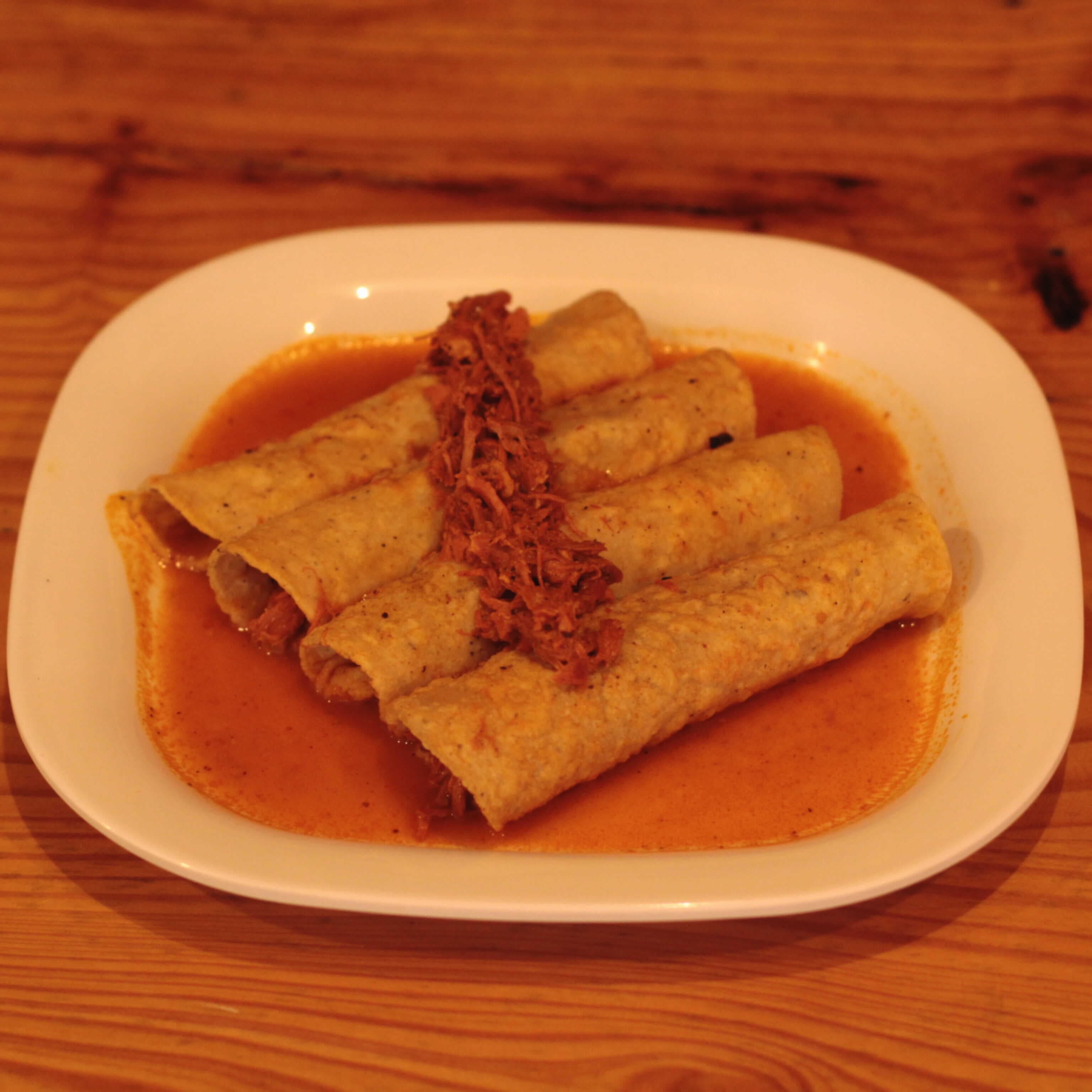 Tacos de Cochinita Pibil 4pz.