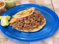 Taco de bisteck con queso