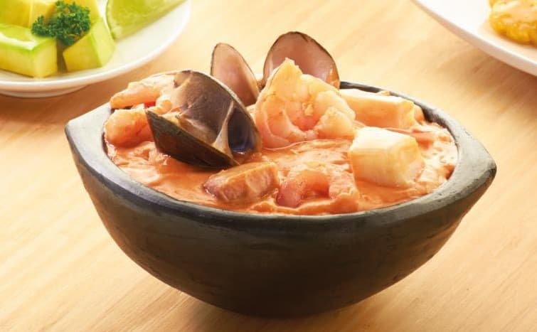 CAZUELA DE MARISCOS