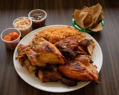 Pollo Y 4 Piezas