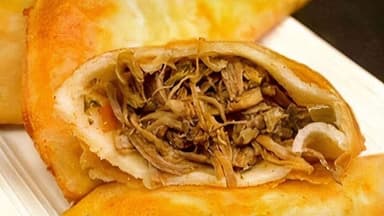 Empanada de Carne Chorizo