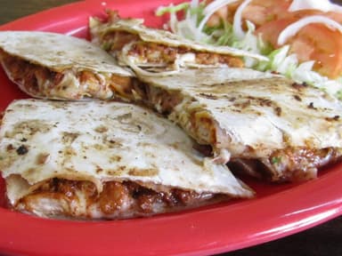 Quesadilla con Adobada