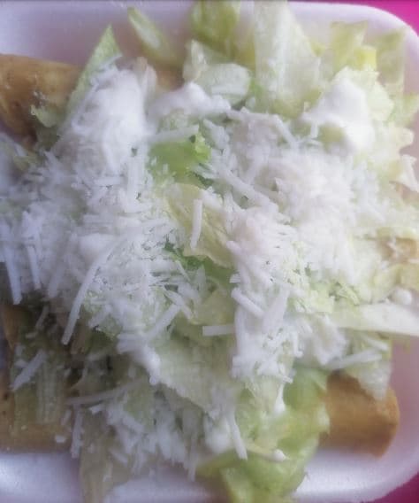 Tacos Dorados de Salchicha 4pz
