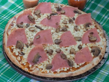 Pizza Familar Jamon Champiñon