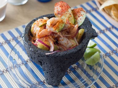 Molcajete con Camarón Pulpo y Carne