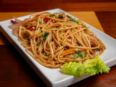 Tallarín Saltado de Carne