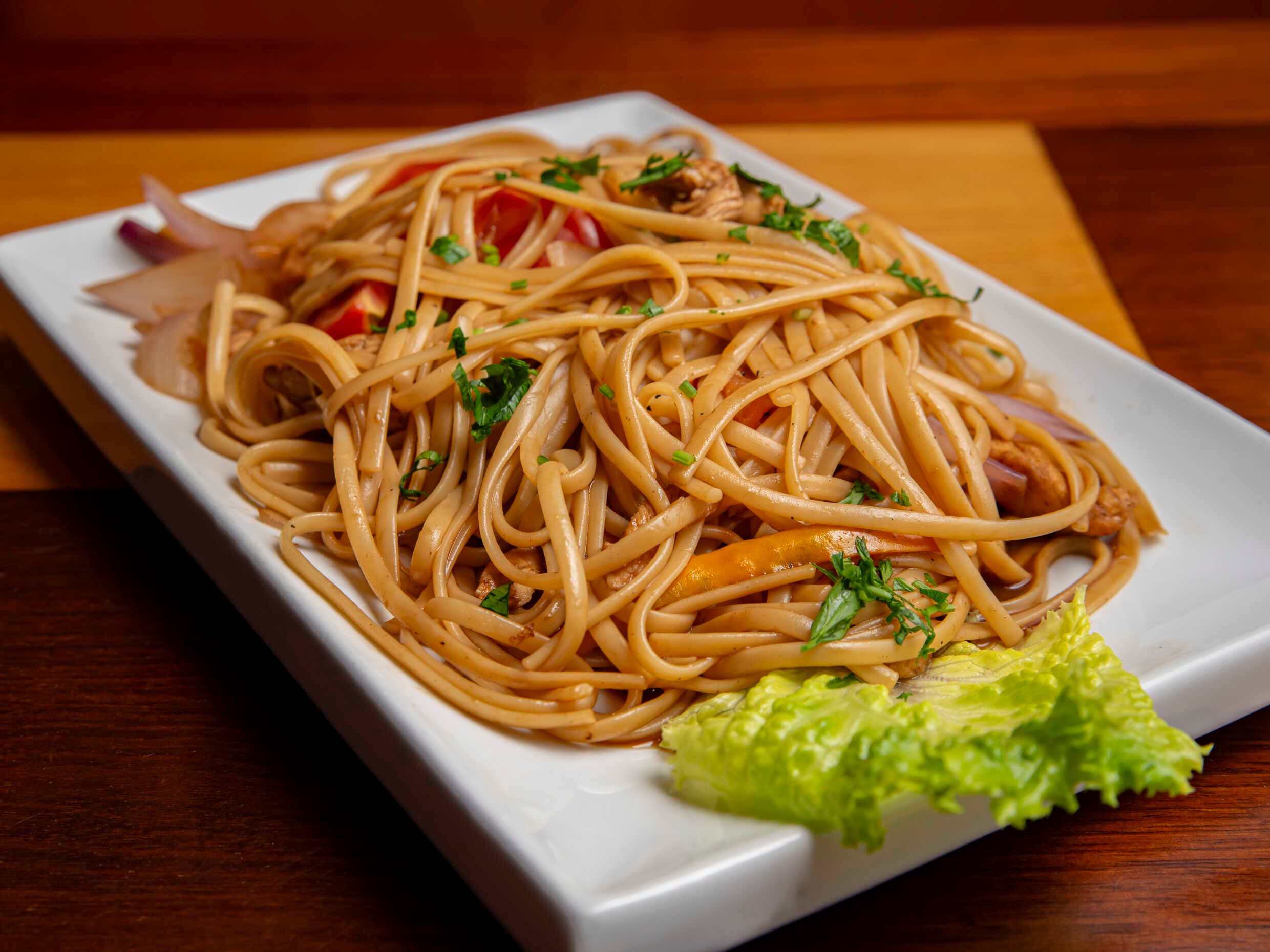 Tallarín Saltado de Carne