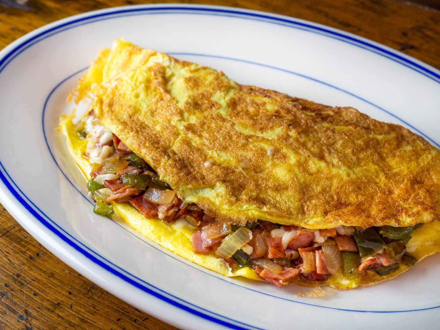 Omelette (Incluye jugo, fruta, café o té)