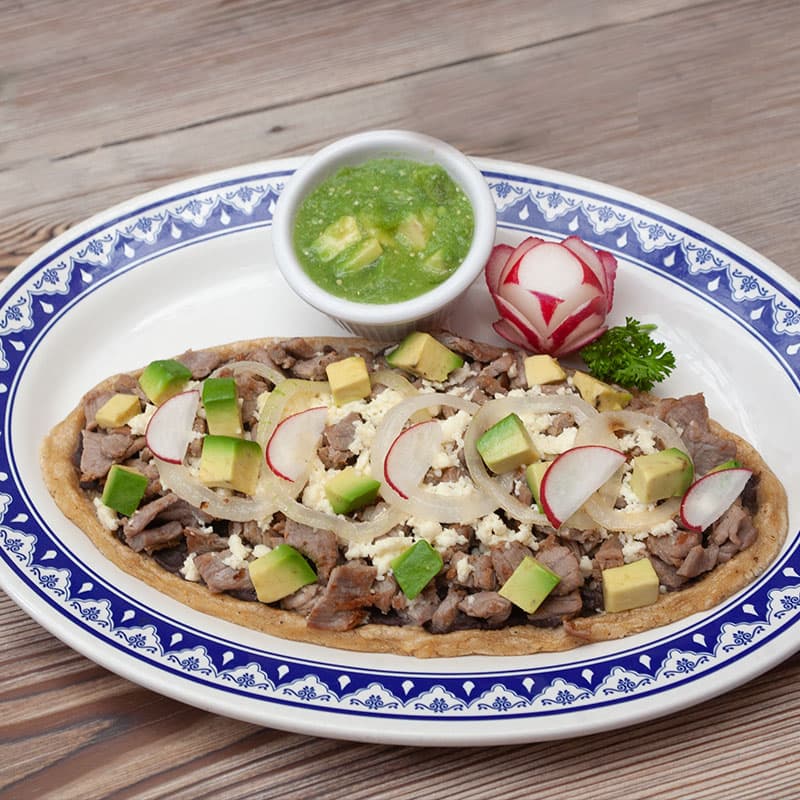 Huarache con Tasajo