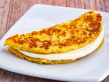 Cachapa Sencilla con Queso de Mano