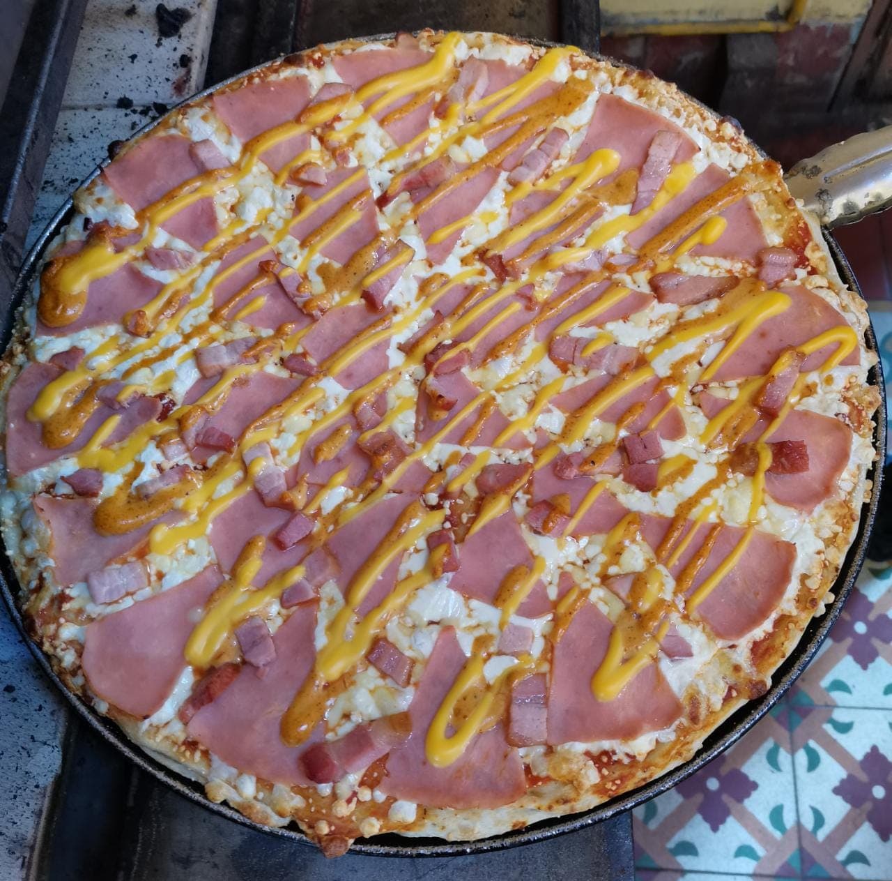 PIZZA AMERICANA GRANDE