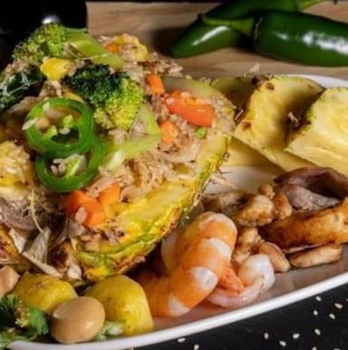 Khau Arroz con Piña