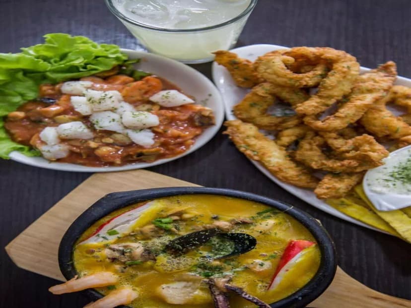 El Caracol Rojo Cevichería (Calle 147)