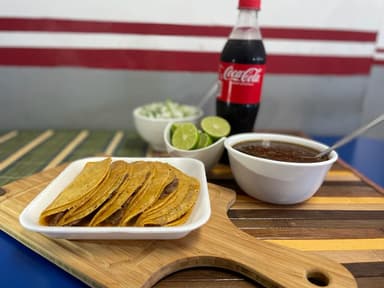 COMBO INDIVIDUAL (Orden de 5 Tacos y Refresco)