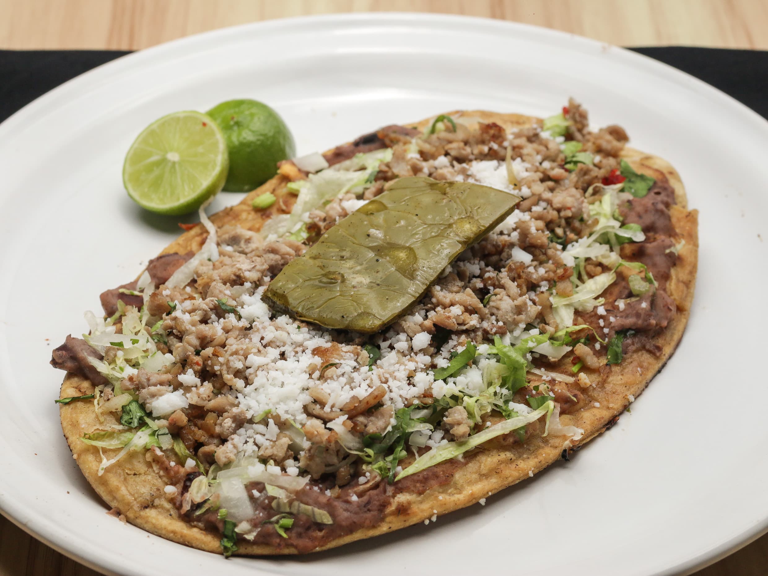 Huarache con bistec