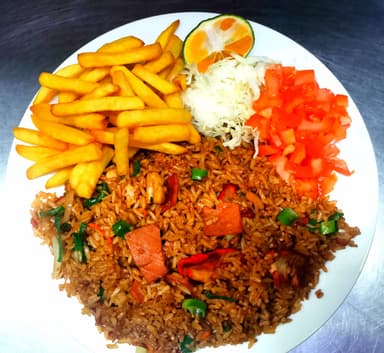 Combo 1 Arroz Cantones, Papas y Fresco