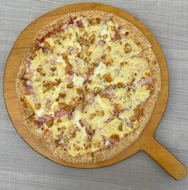 Pizza Gourmet Hawaiana + Tocineta + 3 Quesos 25 Cm