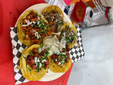 Tacos Al Pastor 2x1